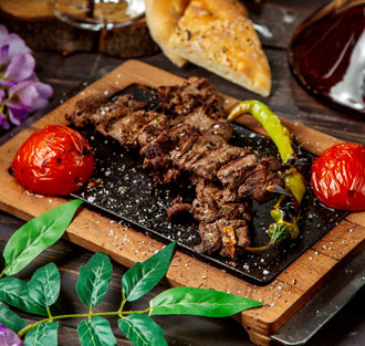 Rib Steak with Spicy herbs sauce and onions